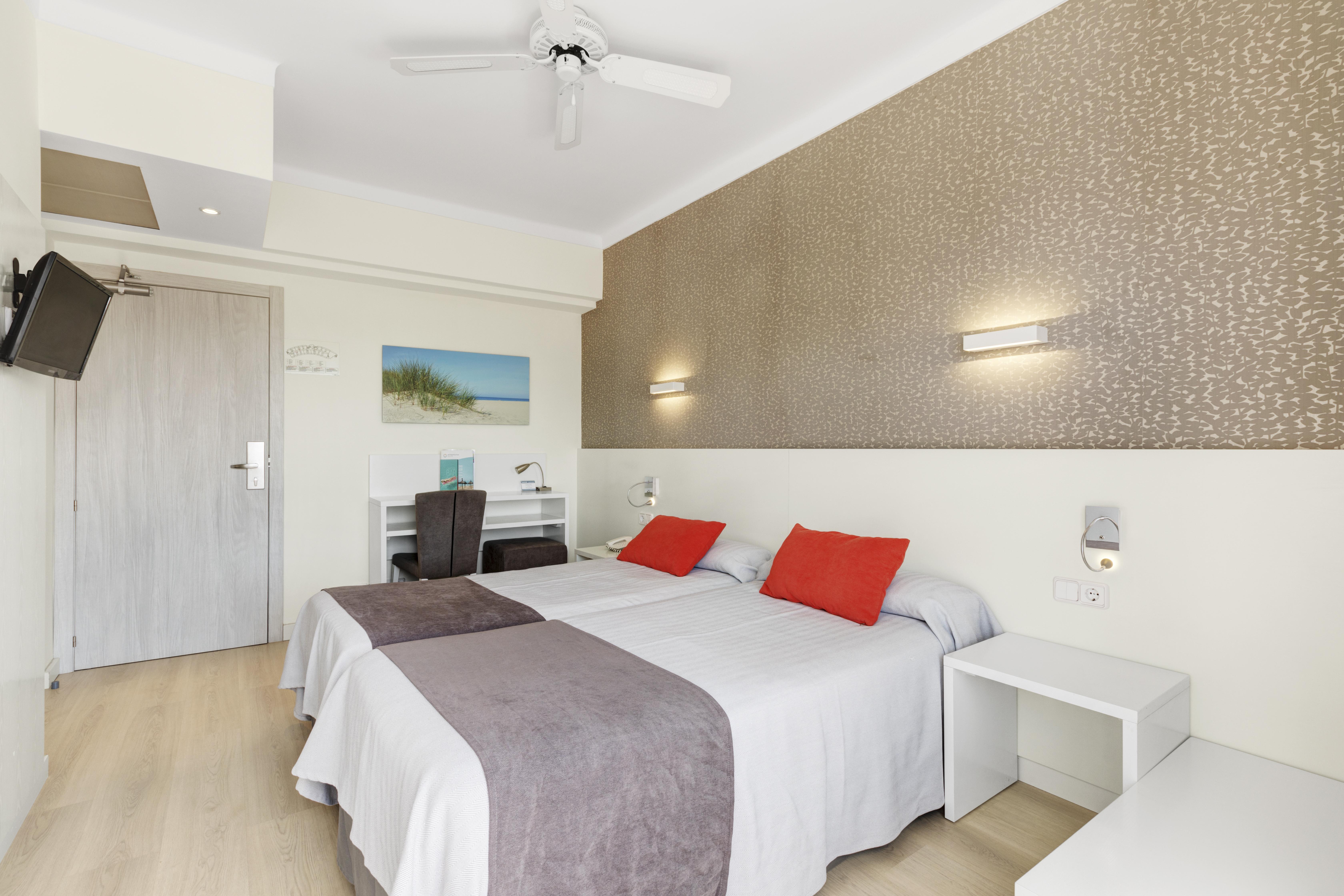 Hotel Metropolitan Playa 3 Sup بلايا ذي بالما المظهر الخارجي الصورة